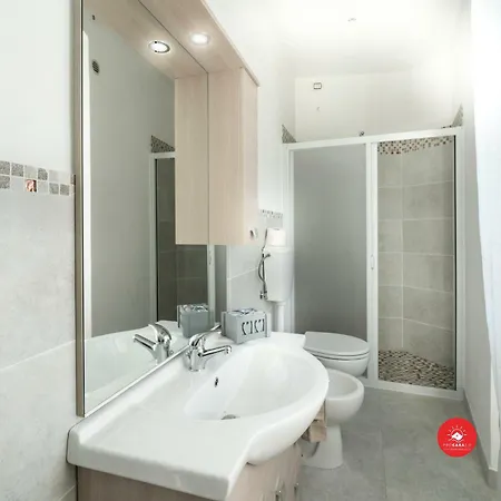 36 Holidays Apartment La Spezia