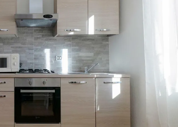 36 Holidays Apartment *